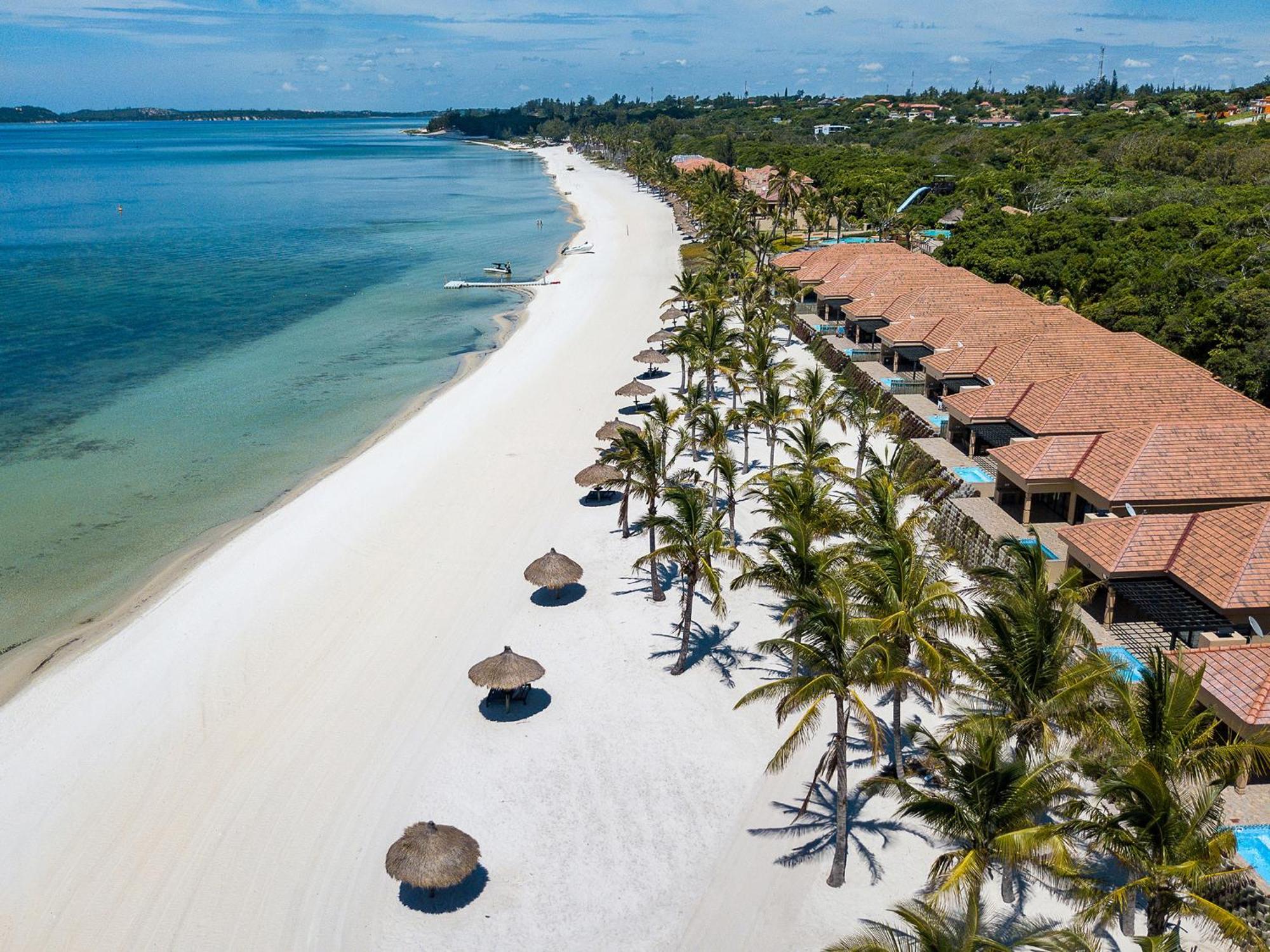 San Martinho Beach Club Vila Praia Do Bilene Exterior photo