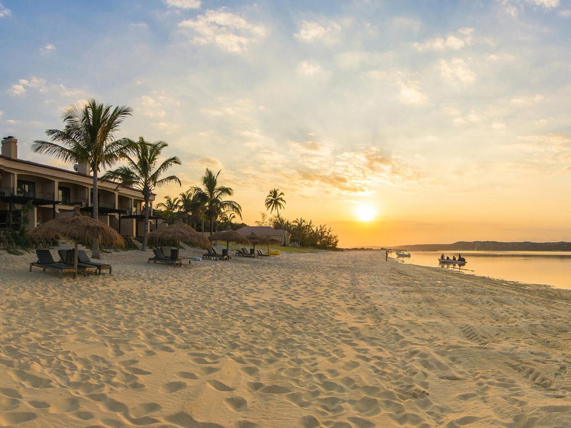 San Martinho Beach Club Vila Praia Do Bilene Exterior photo